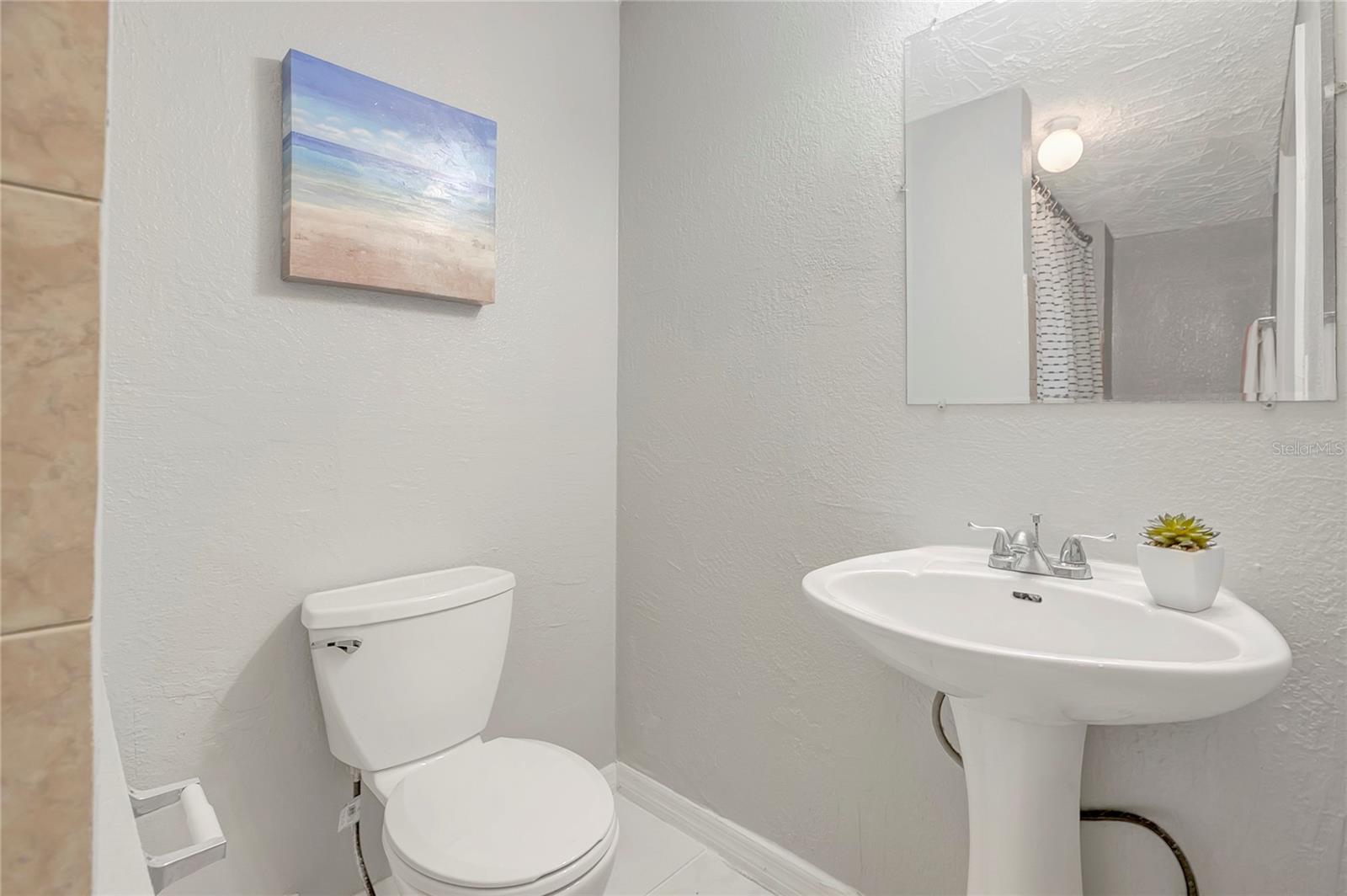 3908 E HANNA AVE — photo 22