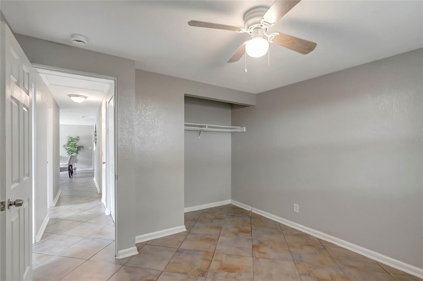 3908 E HANNA AVE — photo 34