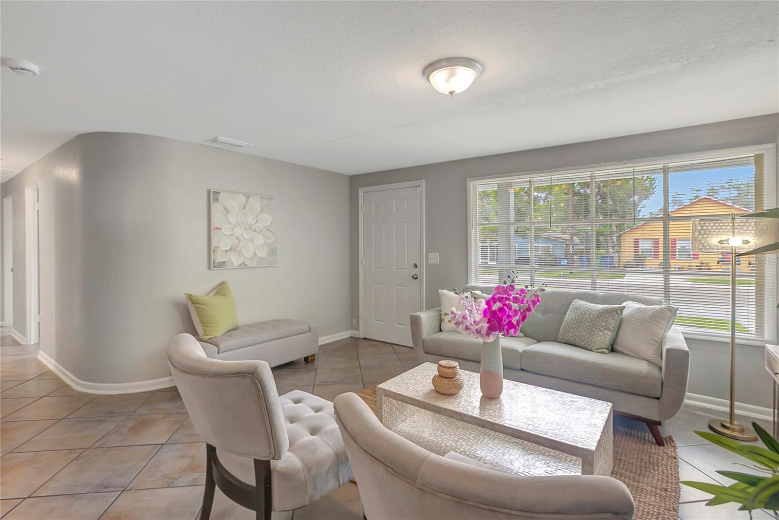 3908 E HANNA AVE — photo 6
