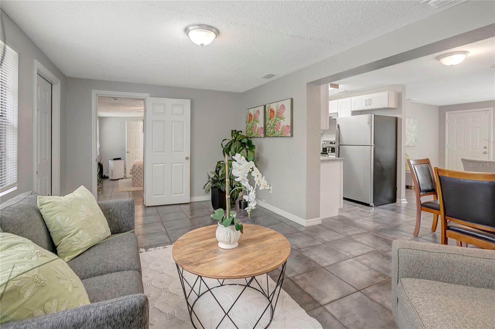 3908 E HANNA AVE — photo 18