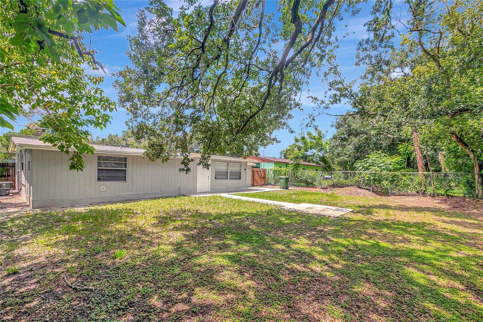 3908 E HANNA AVE — photo 39