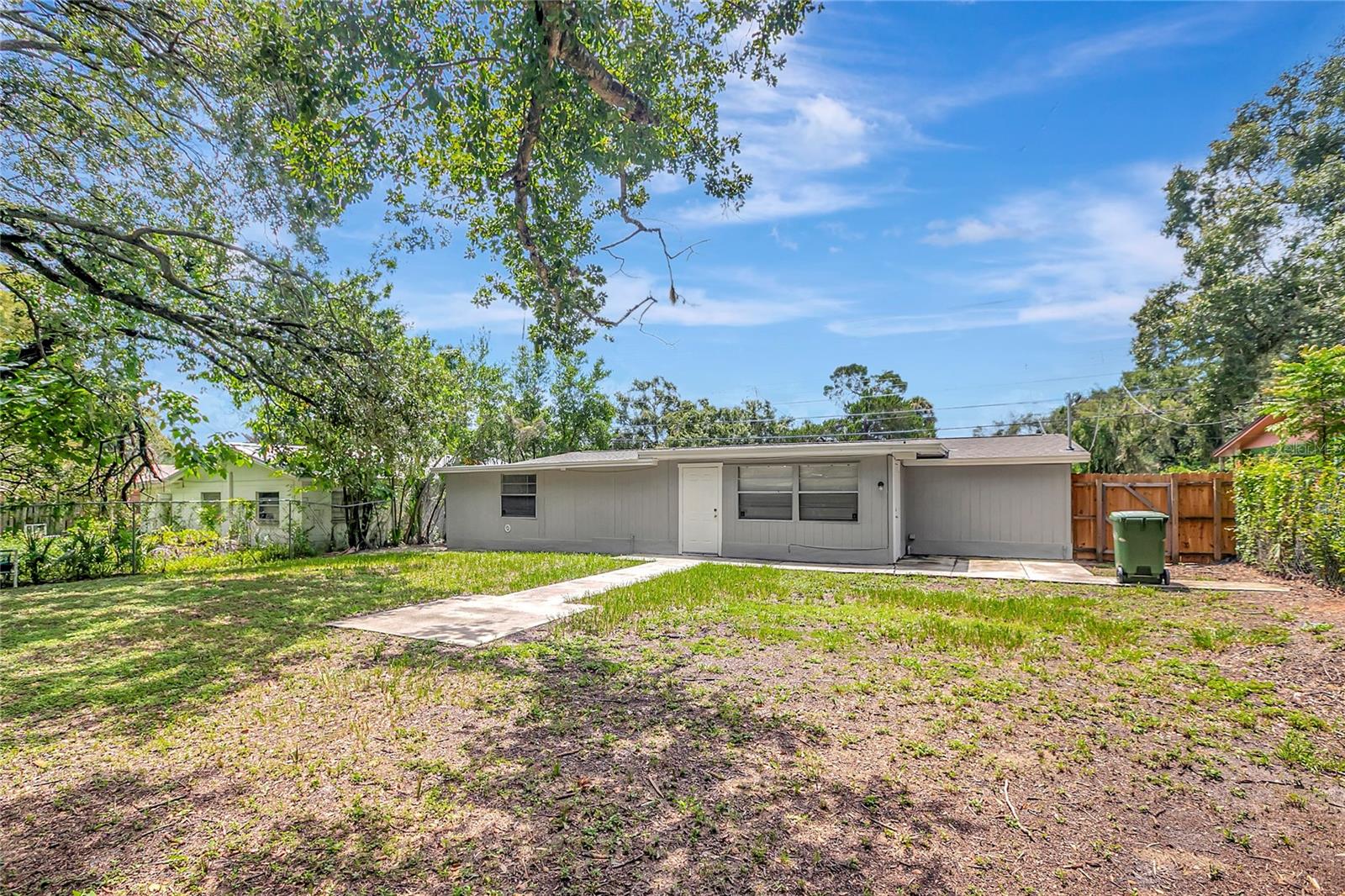 3908 E HANNA AVE — photo 38