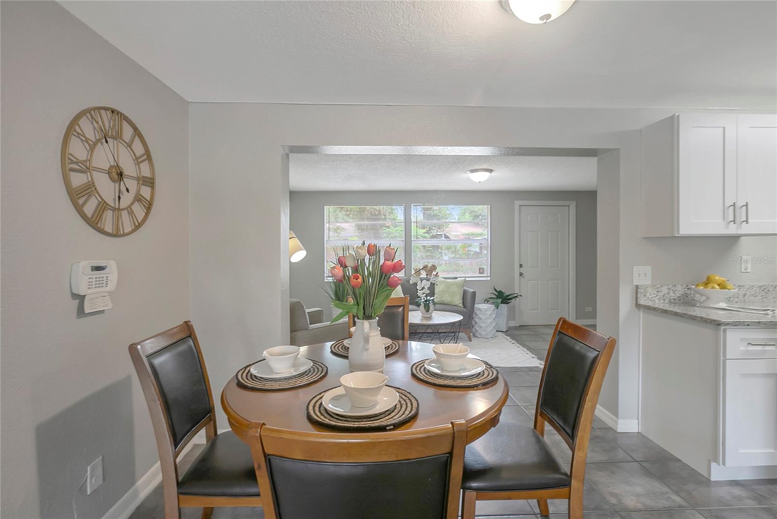 3908 E HANNA AVE — photo 8