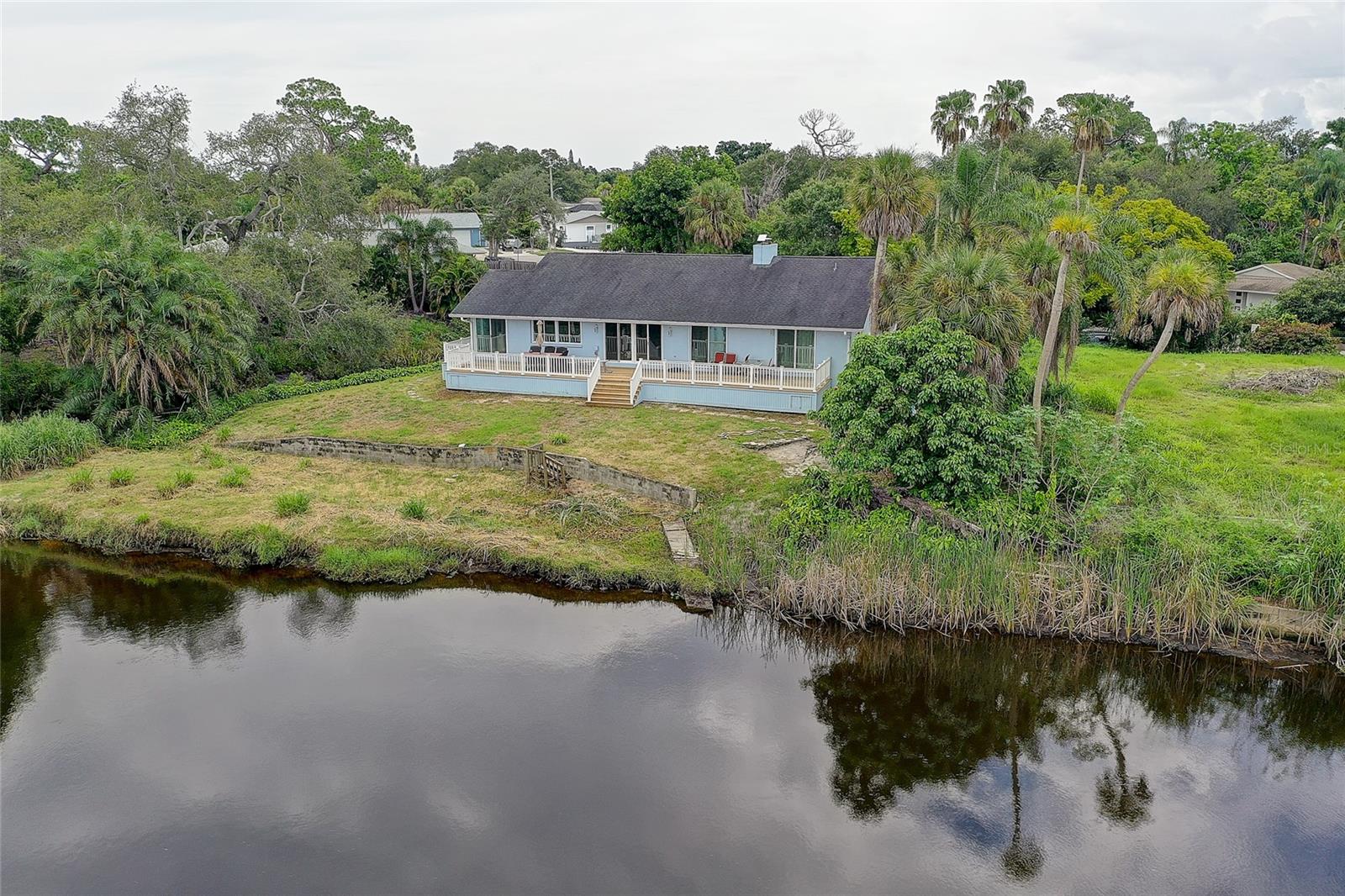 3214 N SECLUSION DR — photo 43