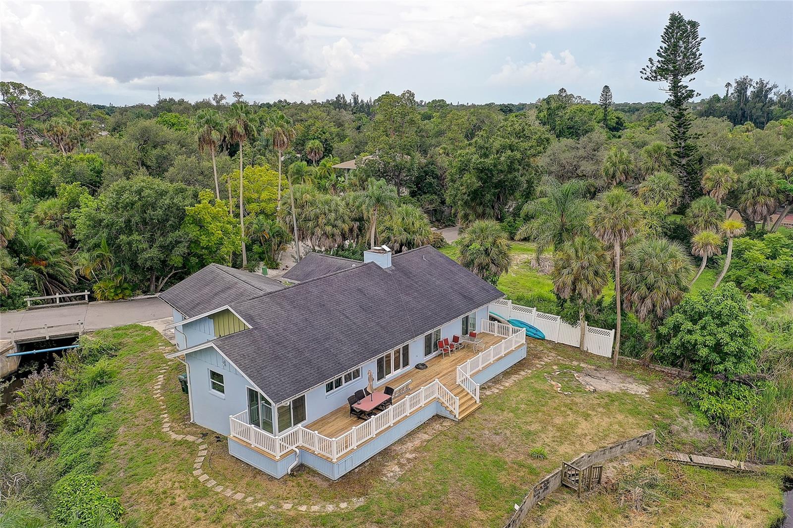 3214 N SECLUSION DR — photo 40