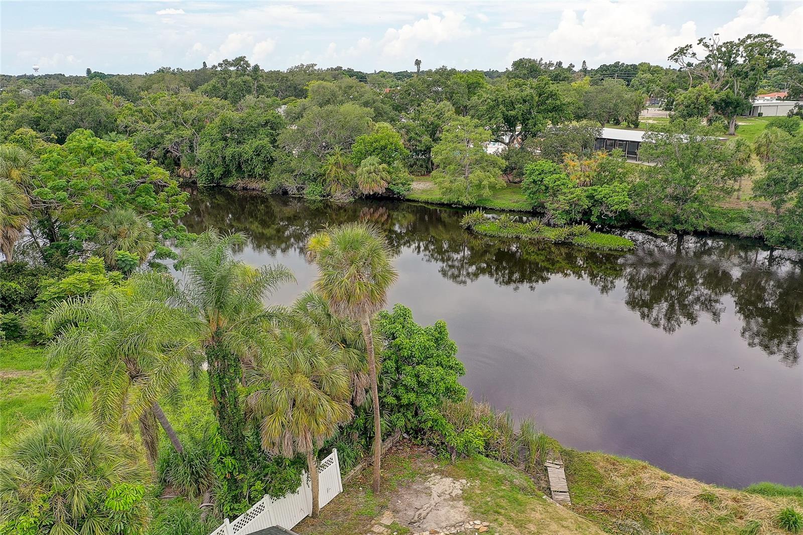 3214 N SECLUSION DR — photo 39