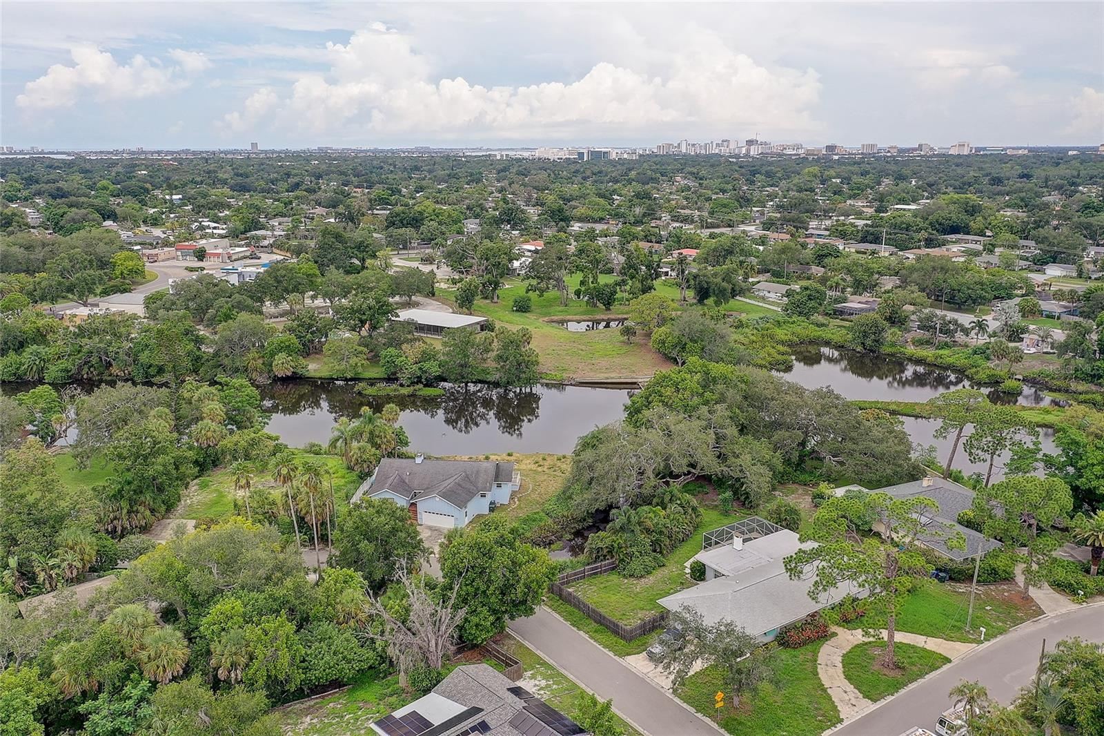 3214 N SECLUSION DR — photo 42