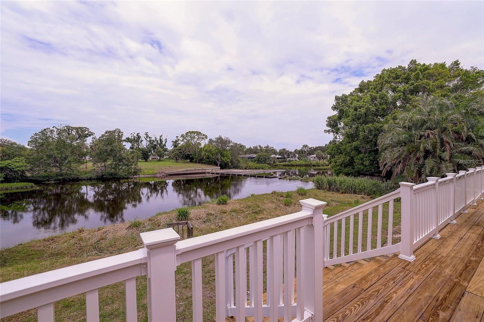 3214 N SECLUSION DR — photo 36