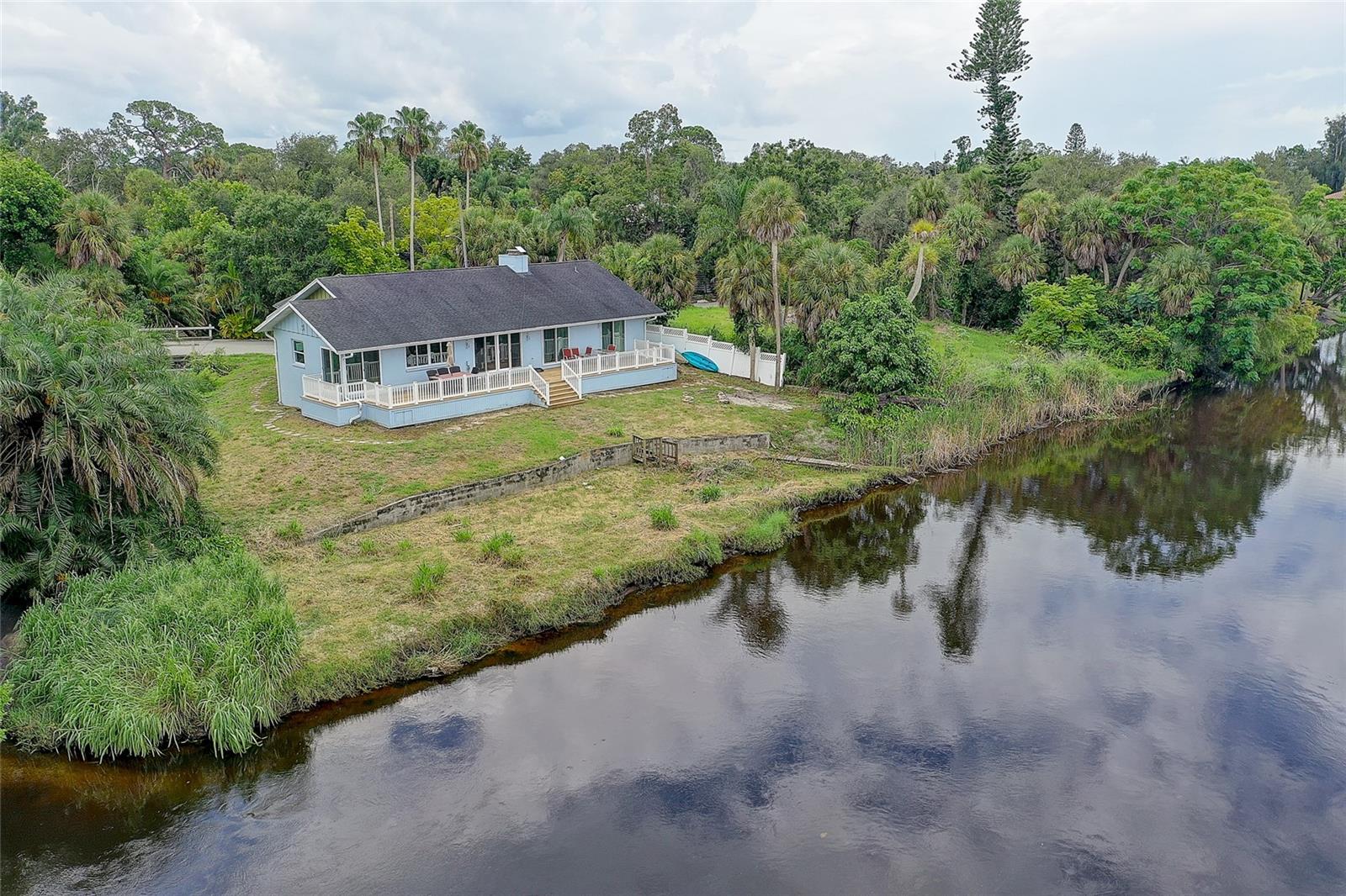 3214 N SECLUSION DR — photo 3