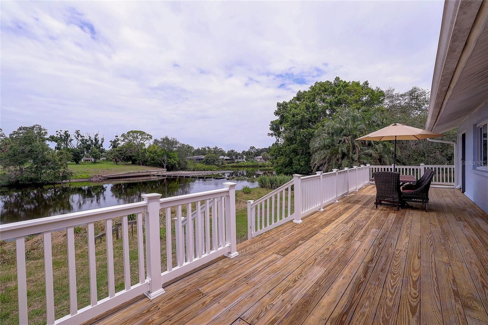 3214 N SECLUSION DR — photo 35