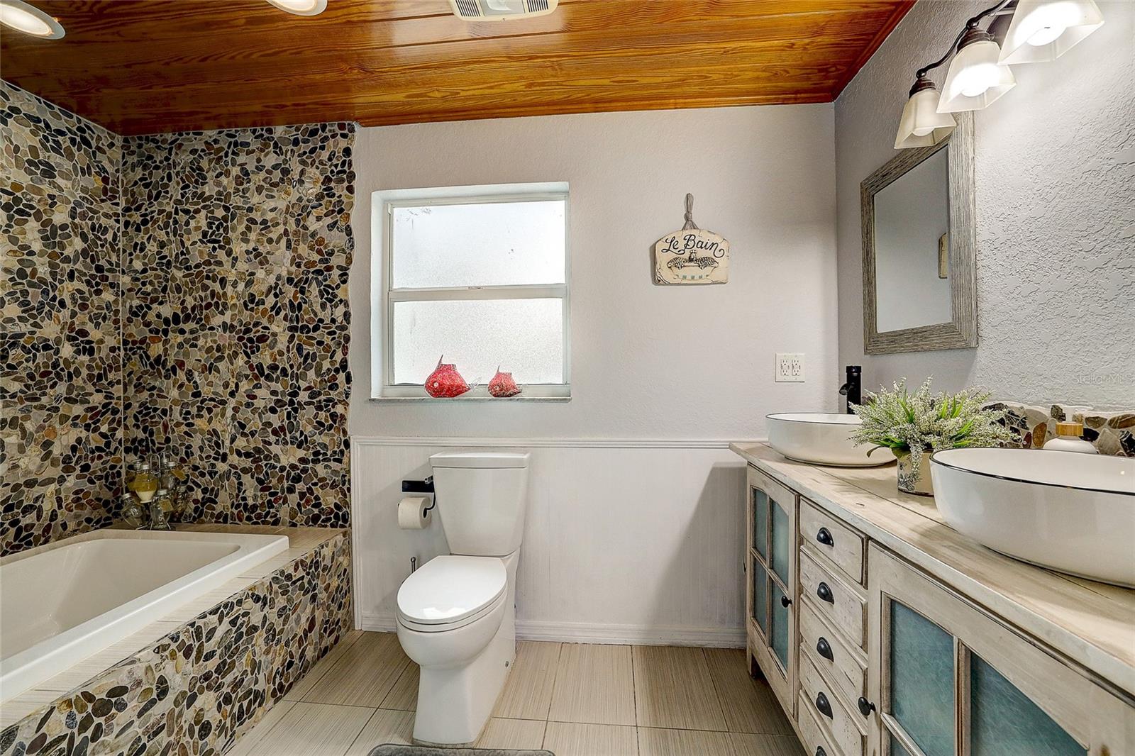 3214 N SECLUSION DR — photo 23