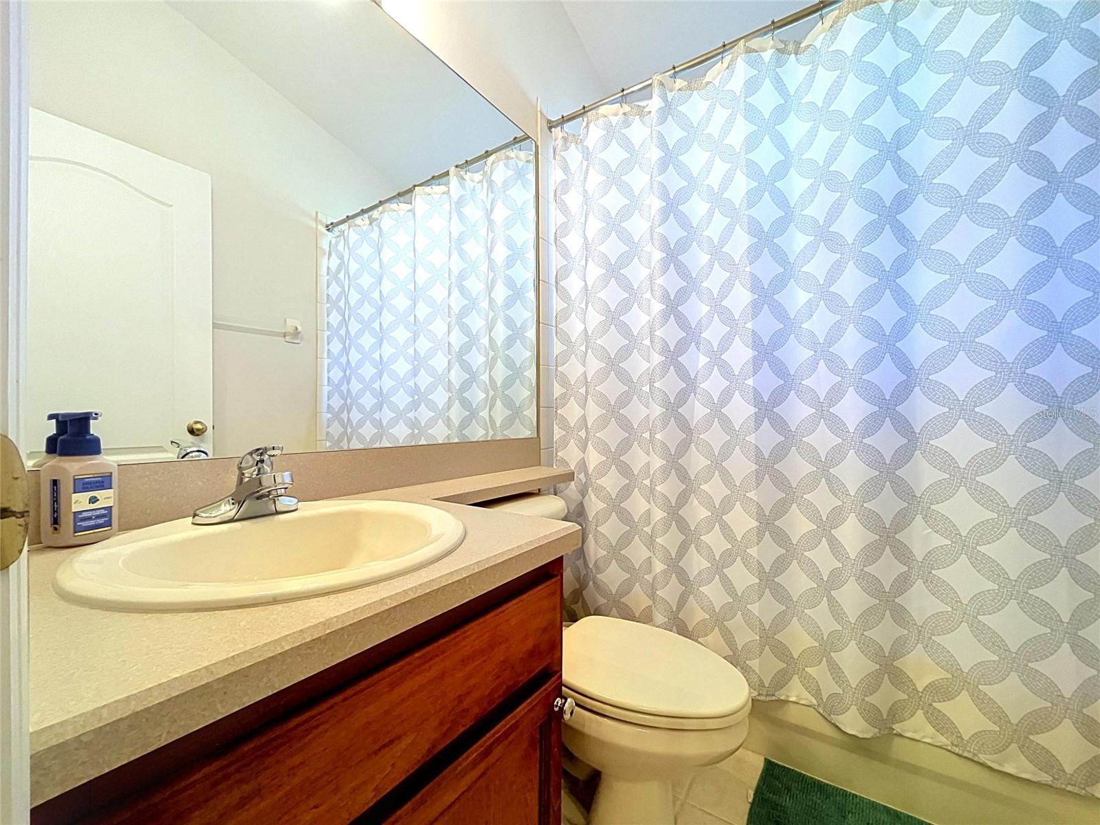 1124 SPLIT SILK ST — photo 32