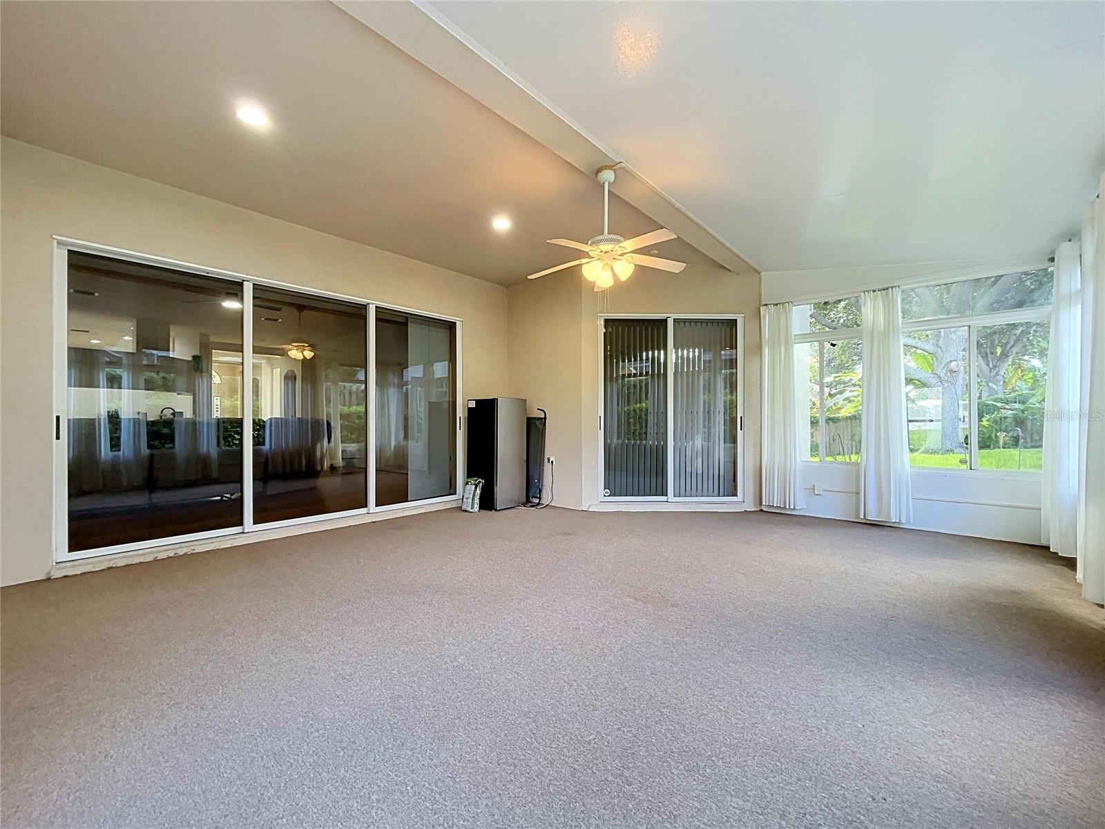 1124 SPLIT SILK ST — photo 25