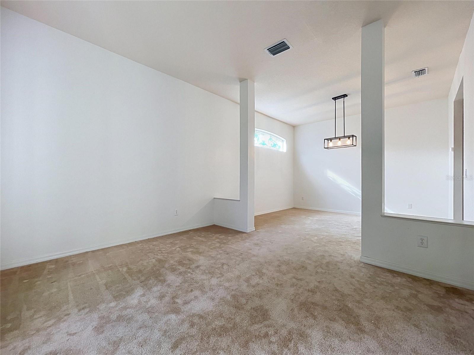 1124 SPLIT SILK ST — photo 11