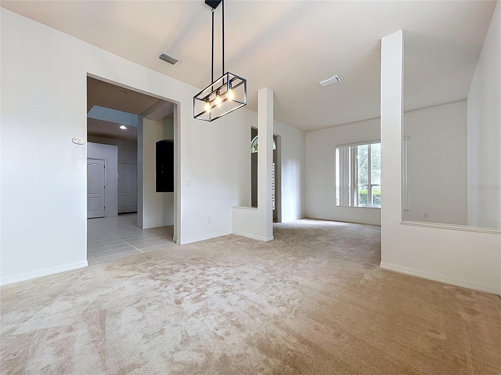 1124 SPLIT SILK ST — photo 10