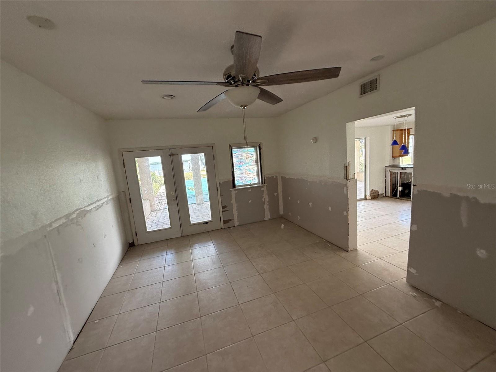 6111 BAYOU GRANDE BLVD NE — photo 13