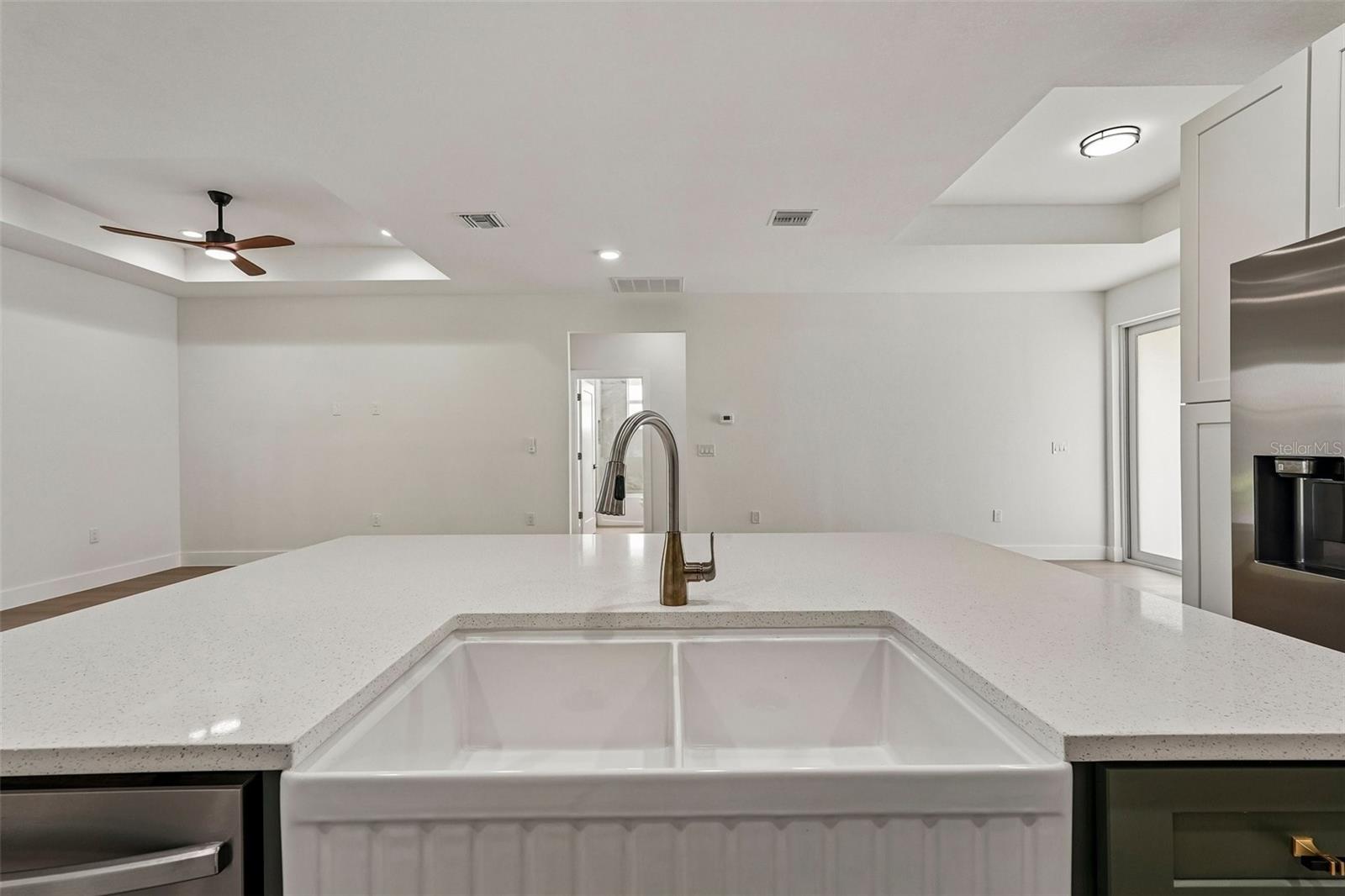 2234 JAMESON AVE — photo 10
