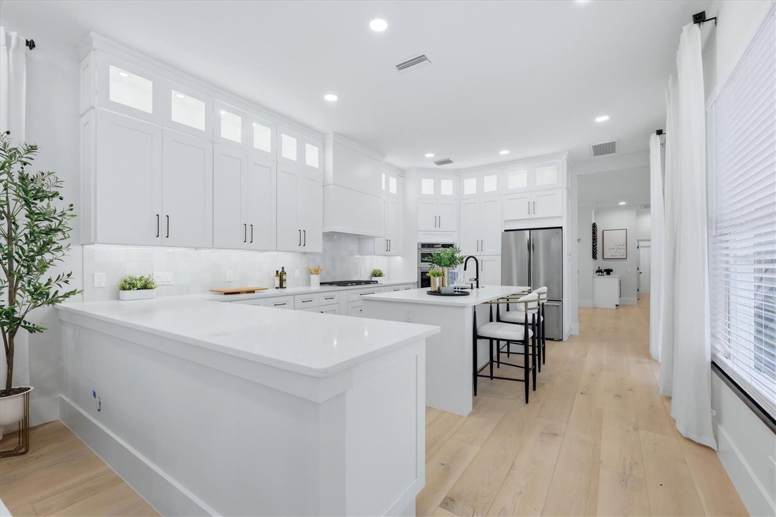 7825 WILTON CRESCENT CIR — photo 16