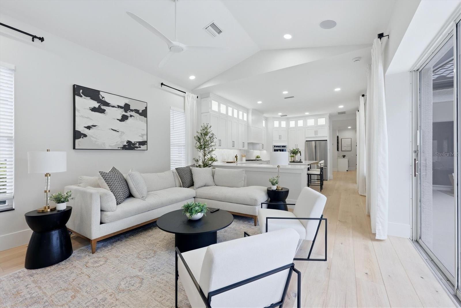 7825 WILTON CRESCENT CIR — photo 18