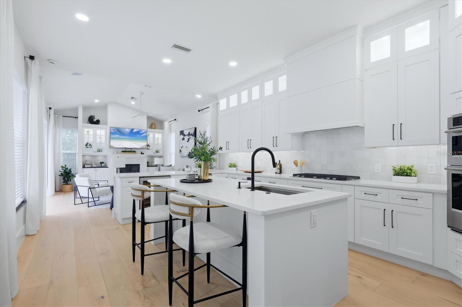 7825 WILTON CRESCENT CIR — photo 14