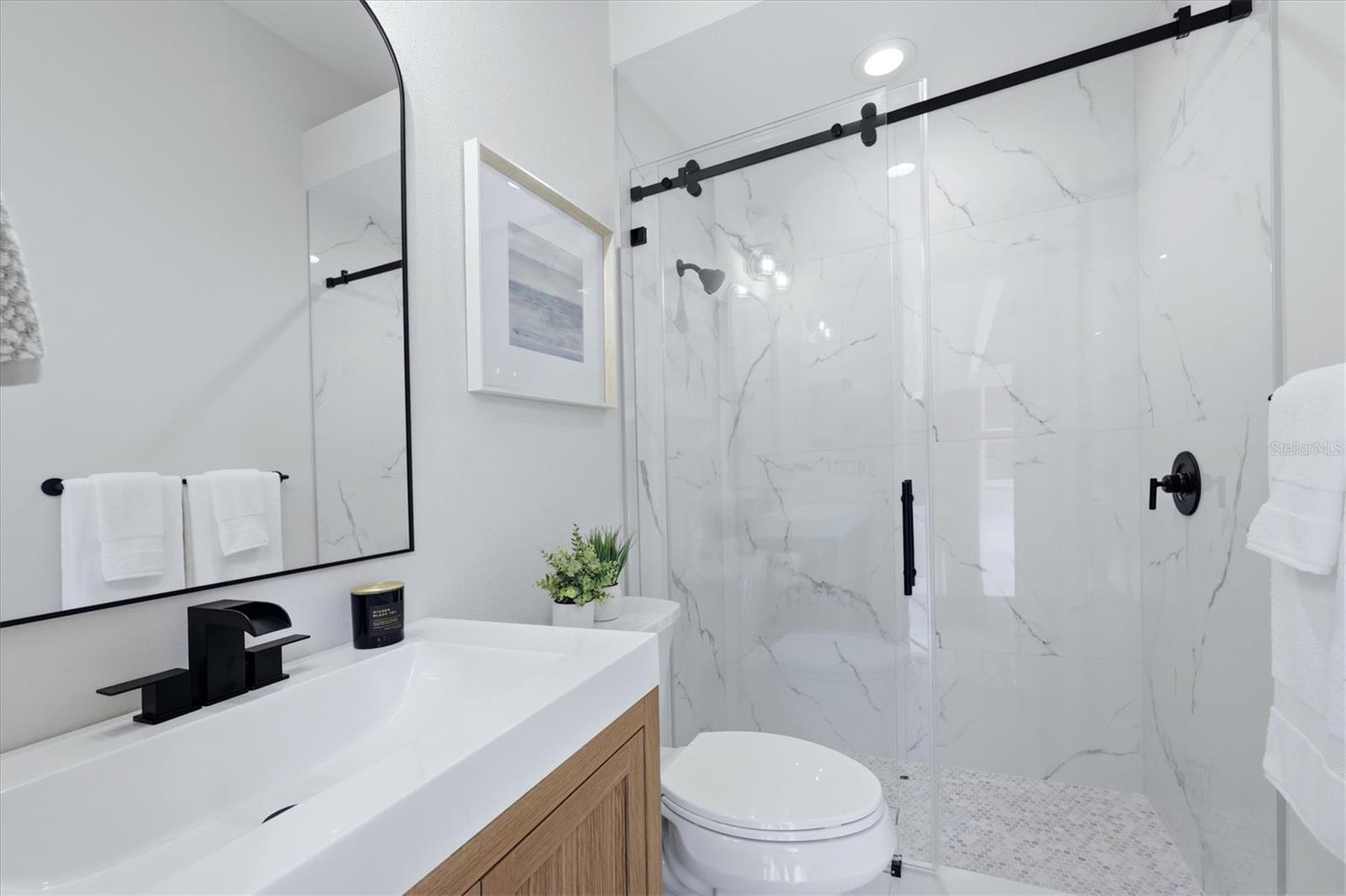 7825 WILTON CRESCENT CIR — photo 32