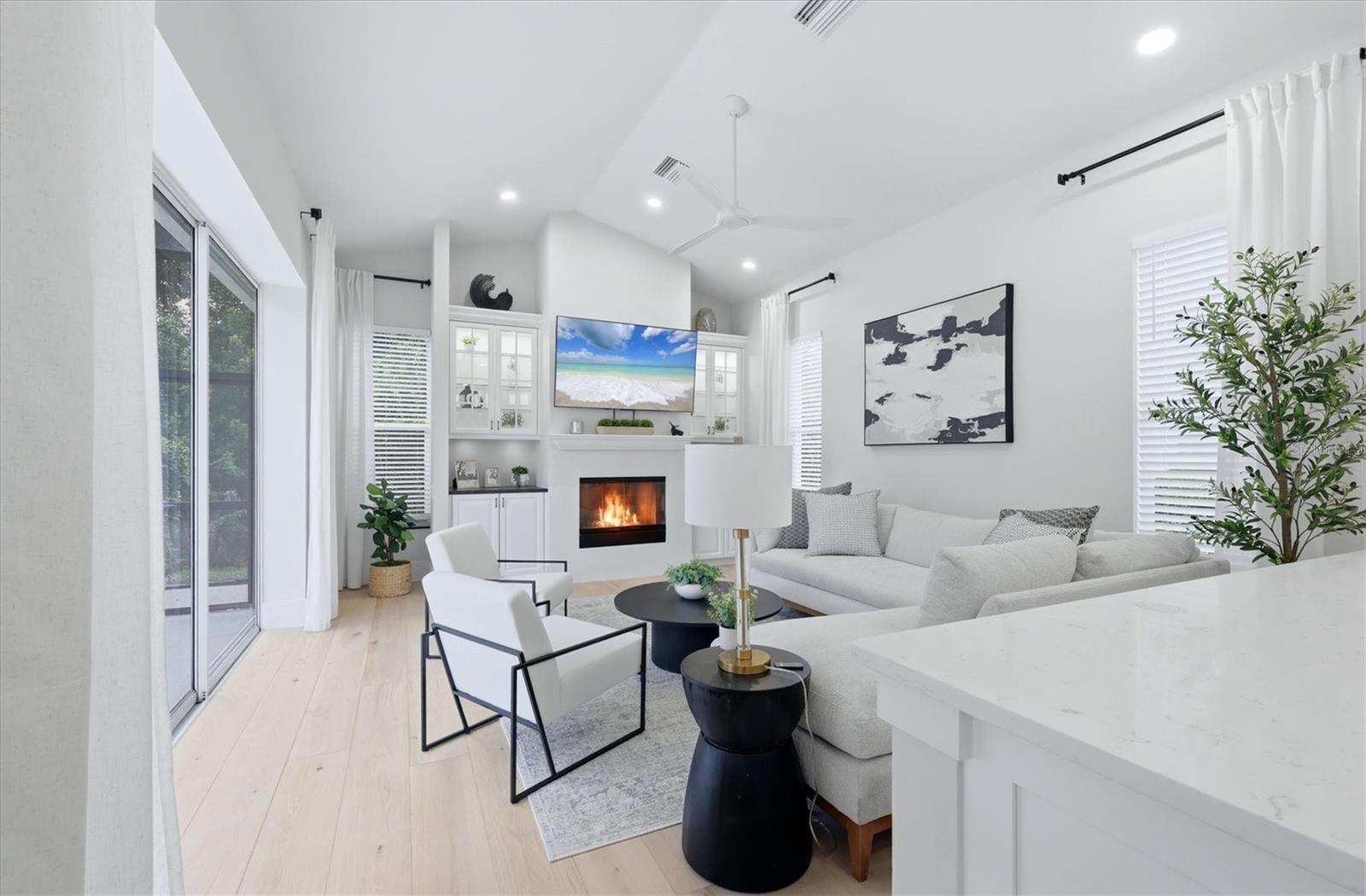 7825 WILTON CRESCENT CIR — photo 17