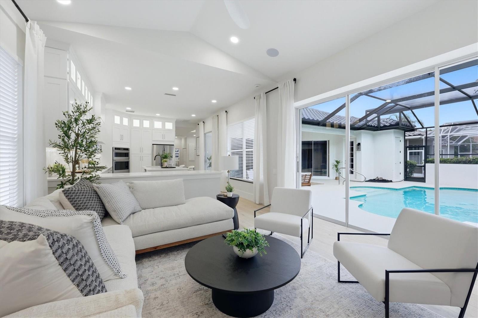 7825 WILTON CRESCENT CIR — photo 19