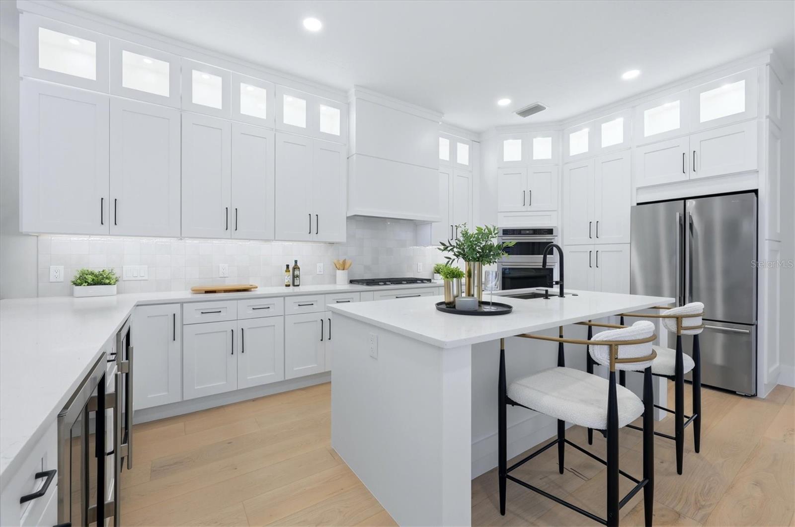 7825 WILTON CRESCENT CIR — photo 15