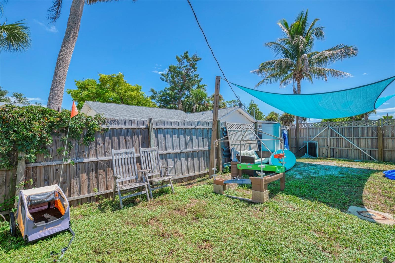 530 W GREEN ST — photo 45
