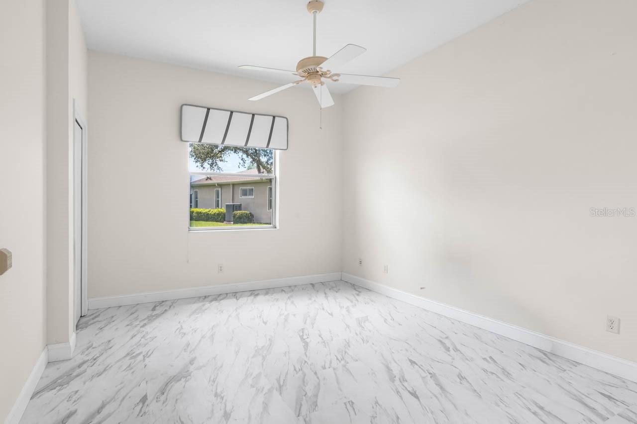 1015 CHELSEA GREENS CT #40 — photo 35