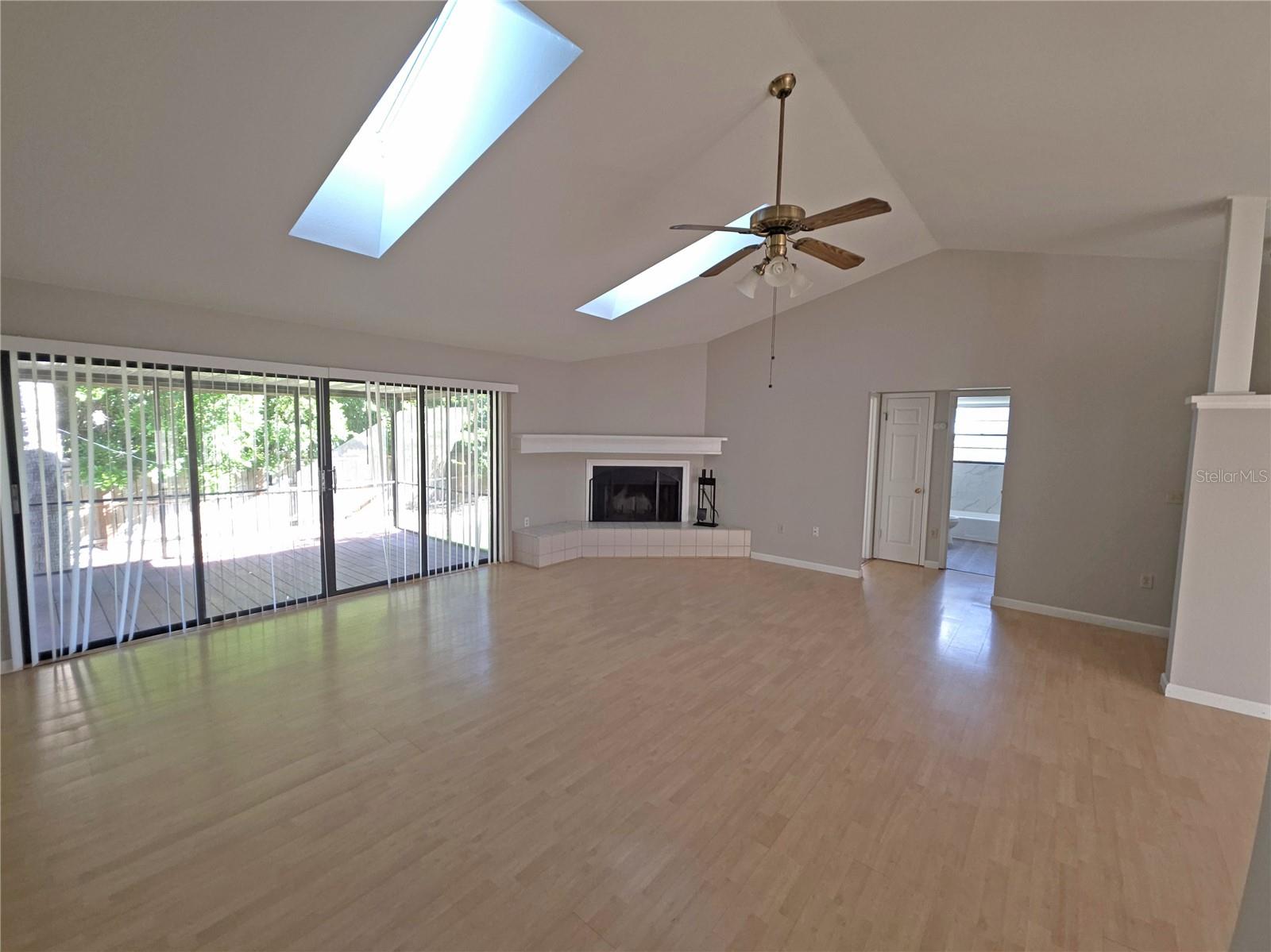 700 SOUTH VENICE BLVD — photo 6