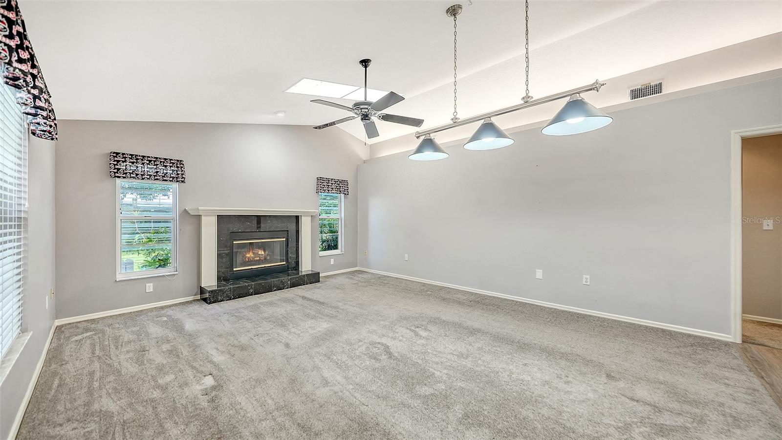 4494 DIAMOND CIR E — photo 17