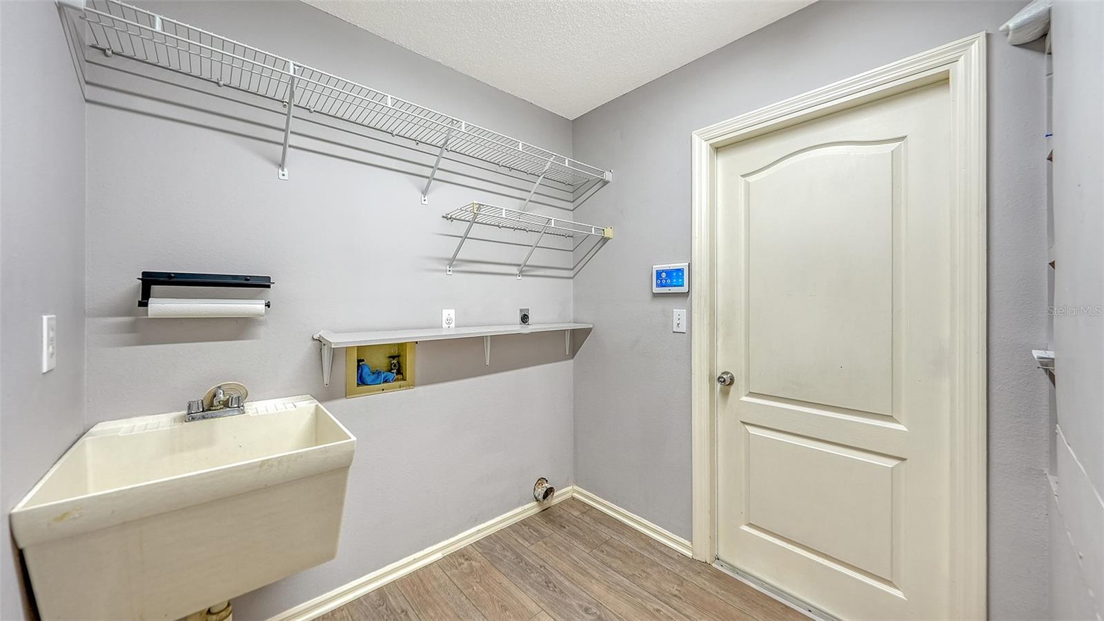 4494 DIAMOND CIR E — photo 29