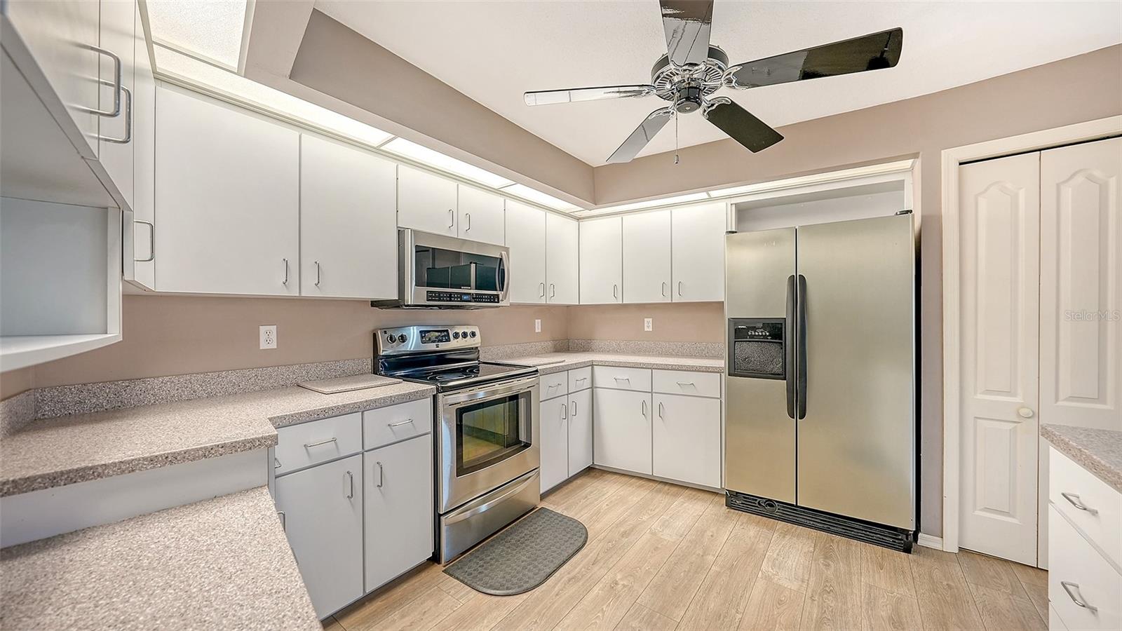 4494 DIAMOND CIR E — photo 13
