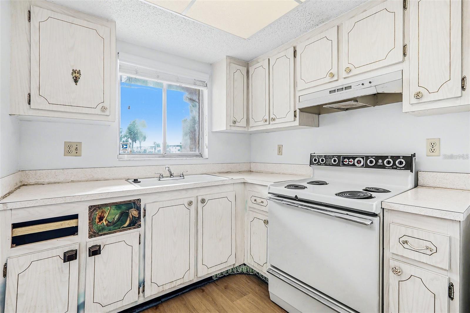 3723 LAKE BAYSHORE DR #H206 — photo 3