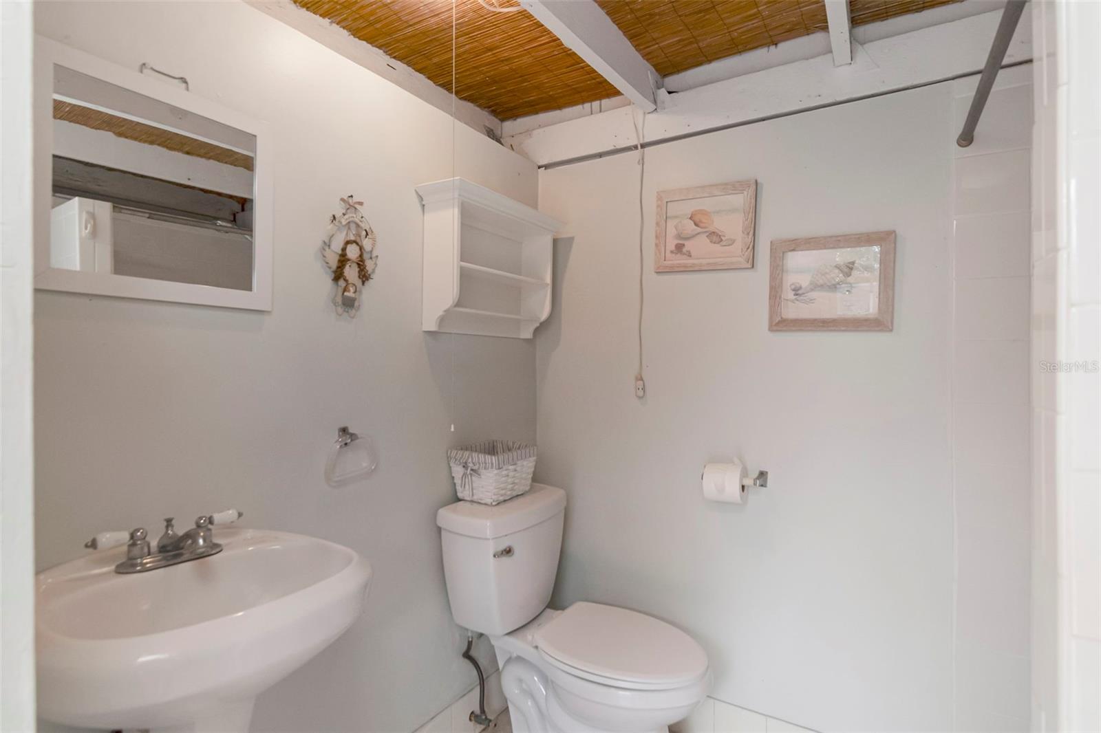 311 N GOMEZ AVE — photo 42