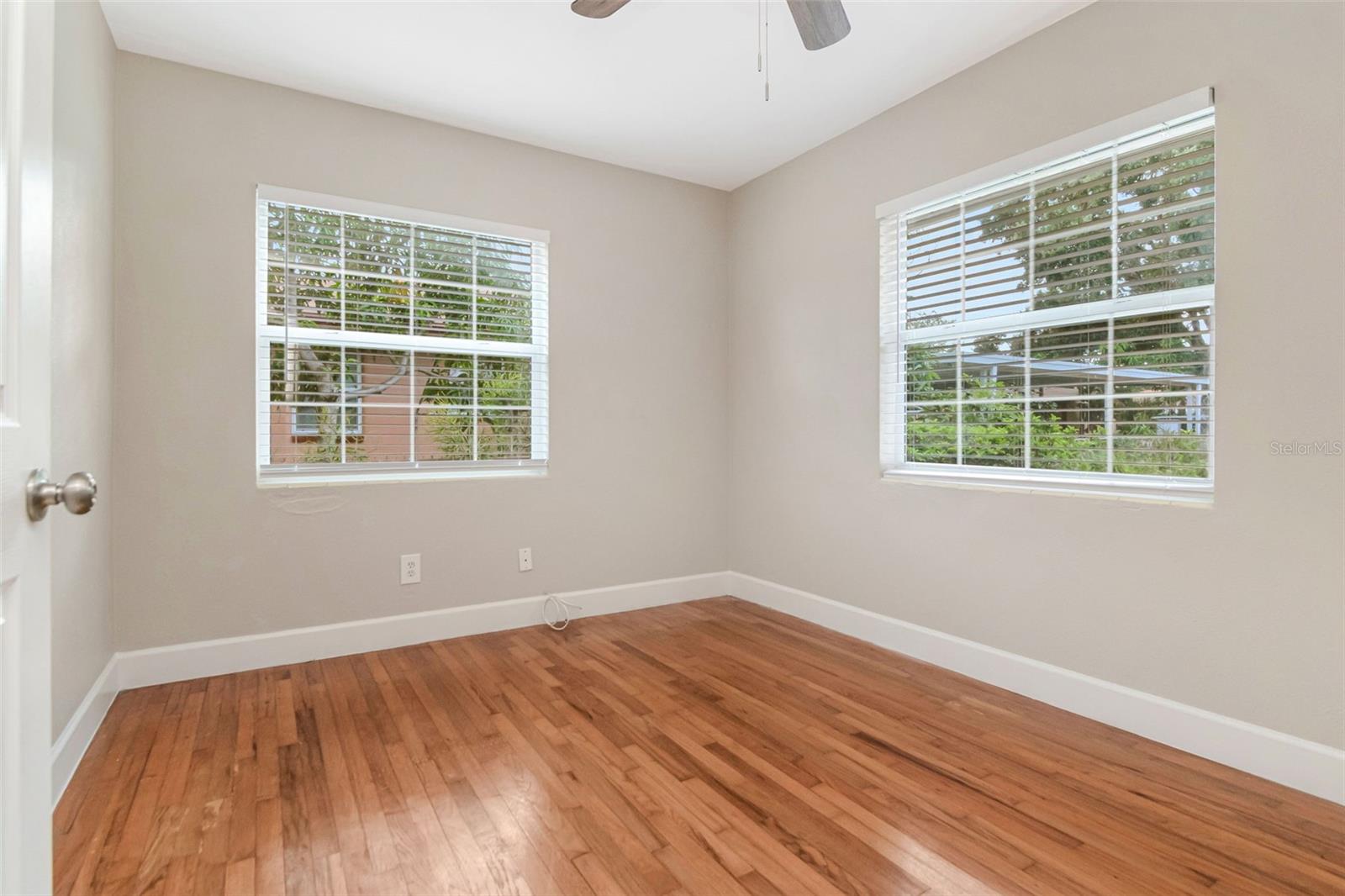 311 N GOMEZ AVE — photo 26