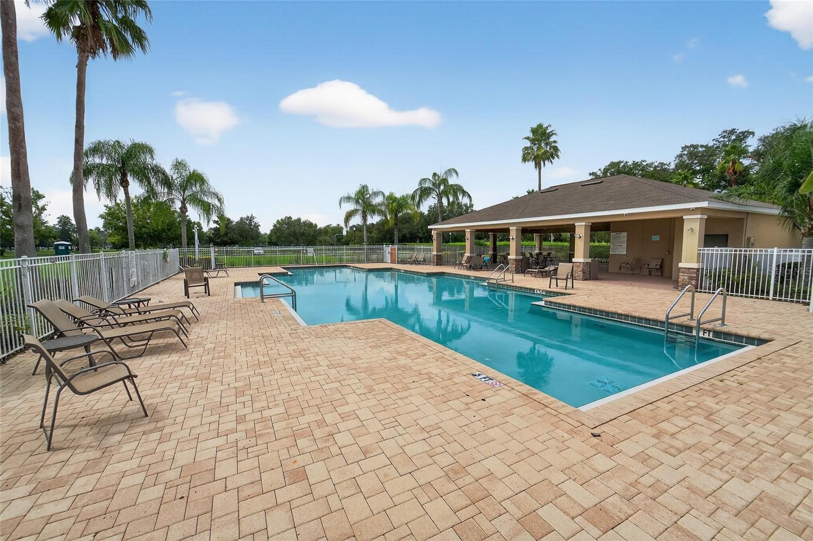 2052 GREENWOOD VALLEY DR — photo 51