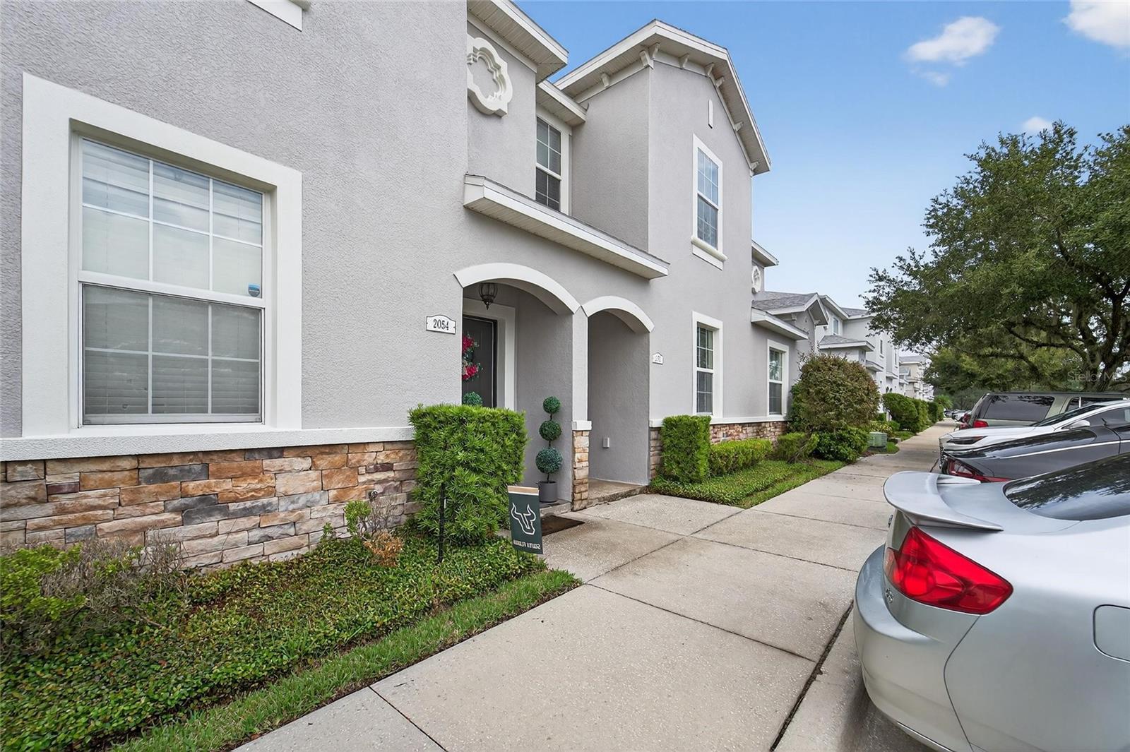 2052 GREENWOOD VALLEY DR — photo 3