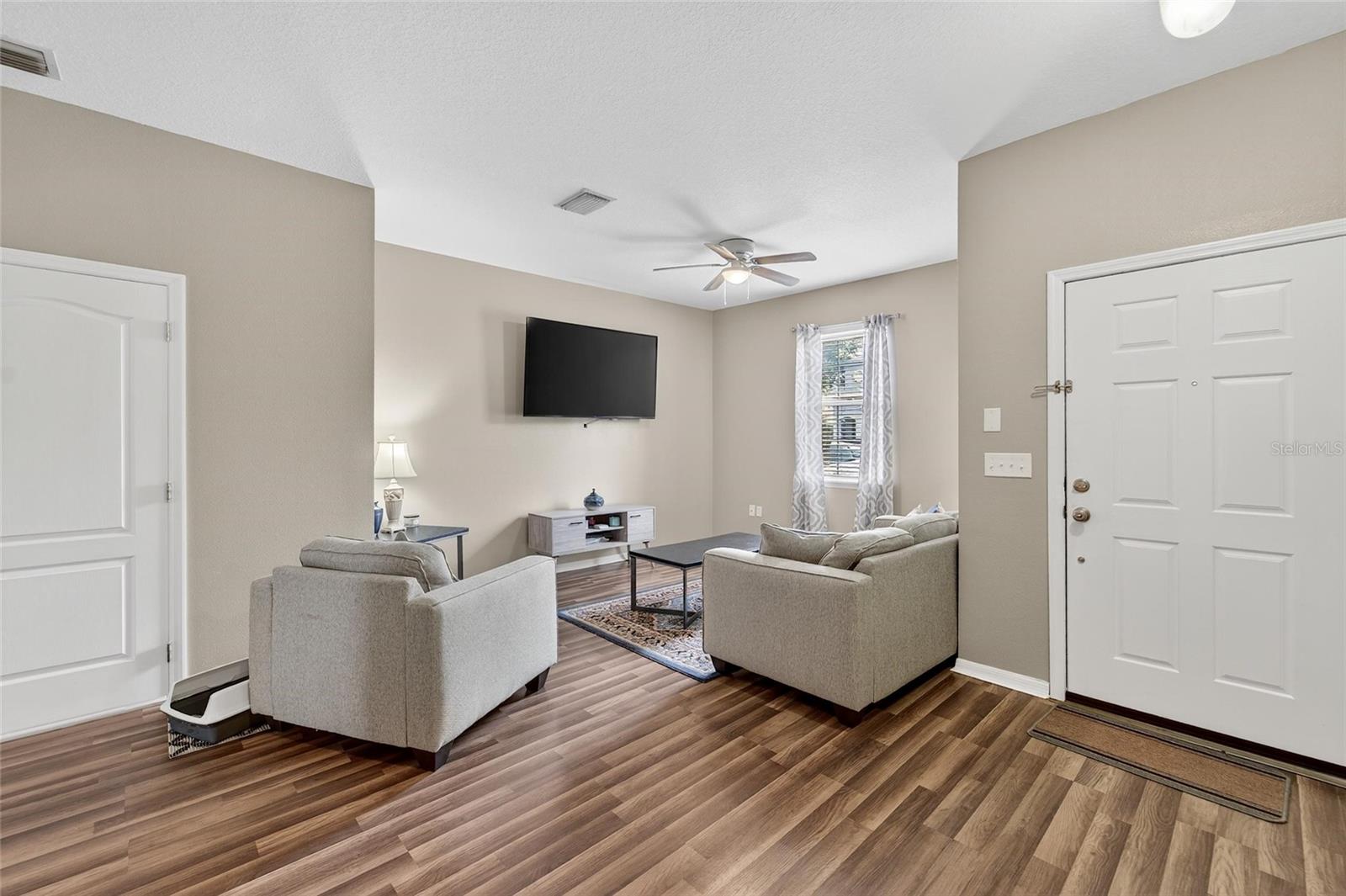 2052 GREENWOOD VALLEY DR — photo 10