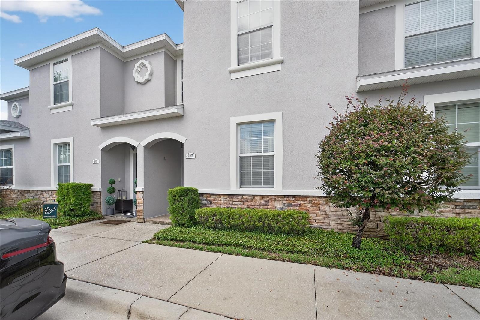 2052 GREENWOOD VALLEY DR — photo 2