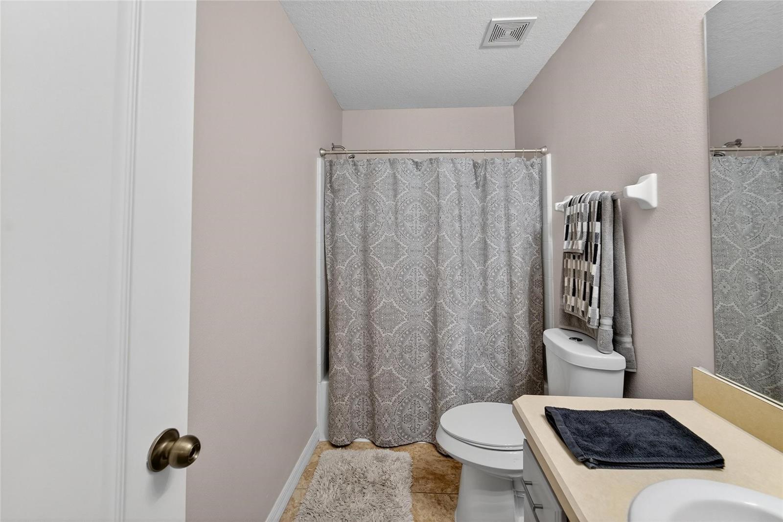 2052 GREENWOOD VALLEY DR — photo 27