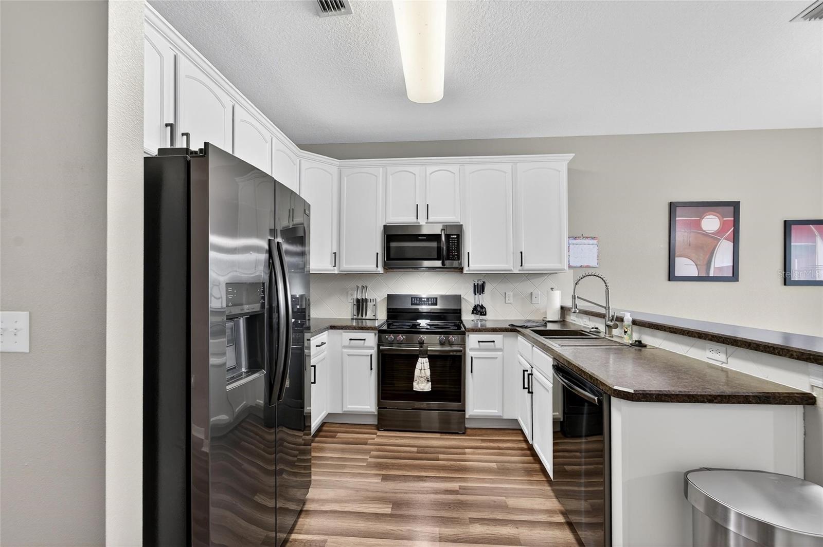 2052 GREENWOOD VALLEY DR — photo 14