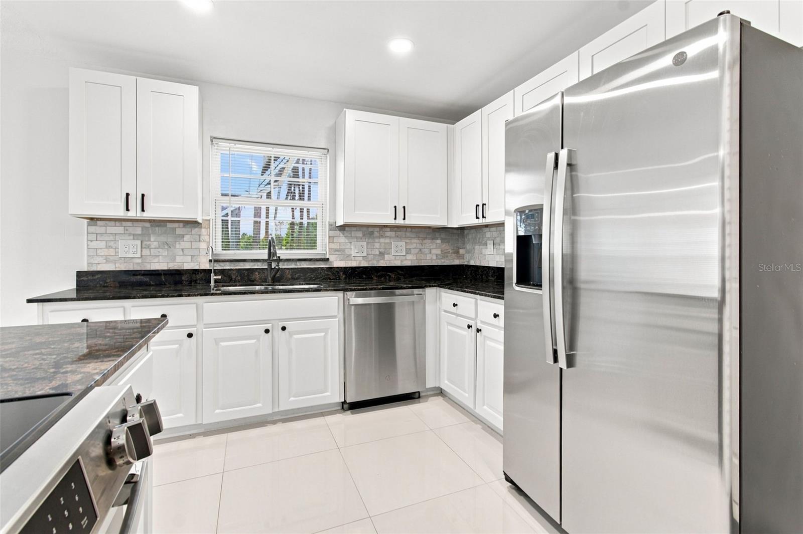 210 LAKE HOBBS RD — photo 24
