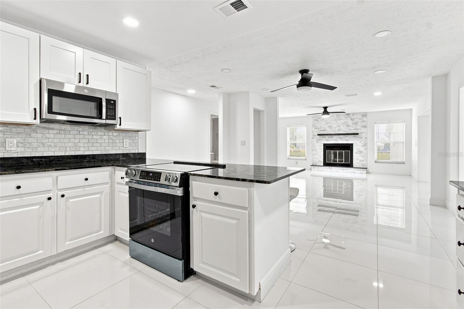 210 LAKE HOBBS RD — photo 22