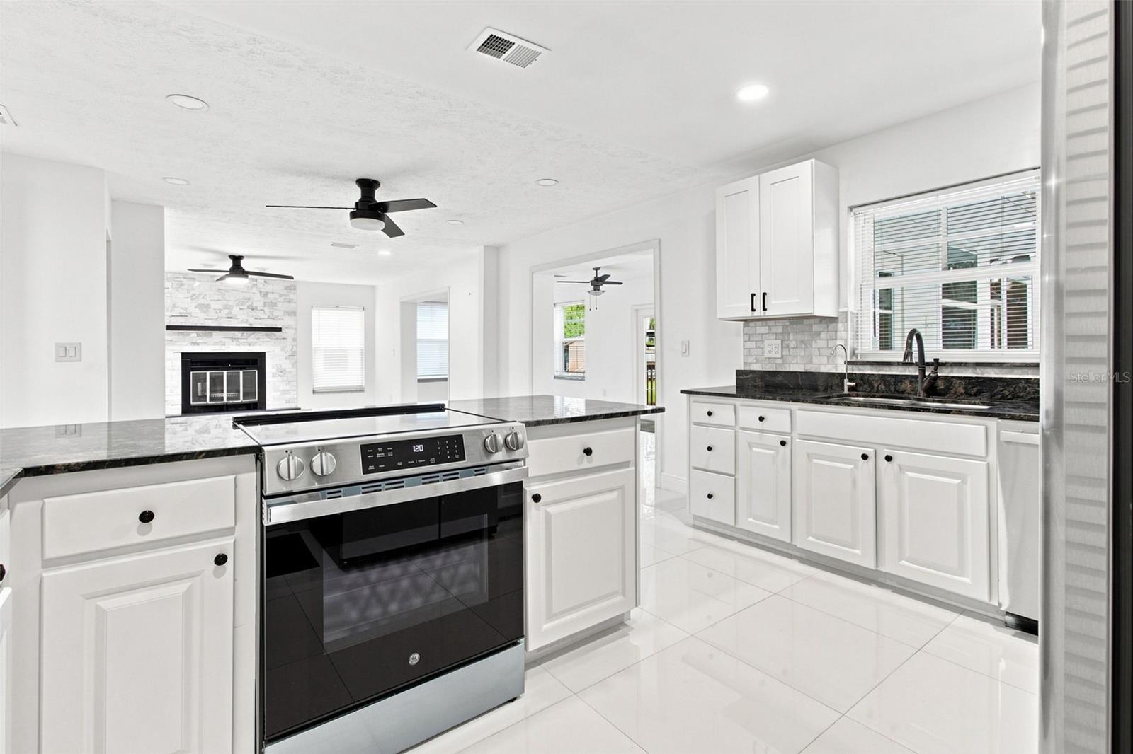 210 LAKE HOBBS RD — photo 23