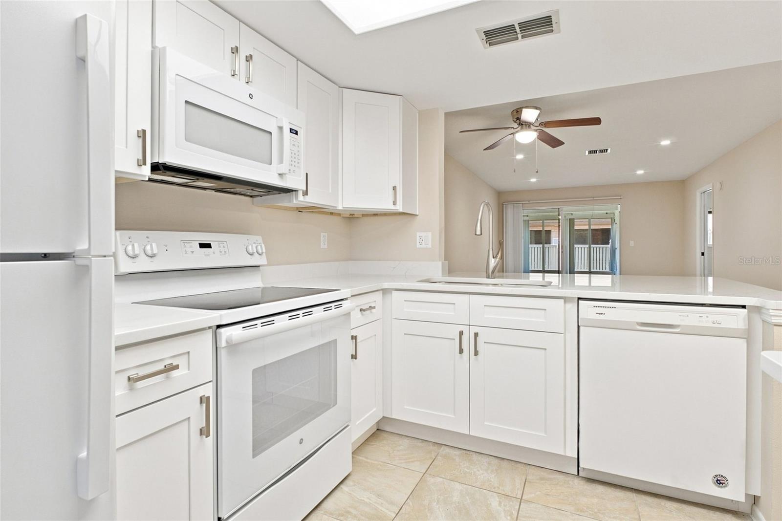 2460 NORTHSIDE DR #1202 — photo 12