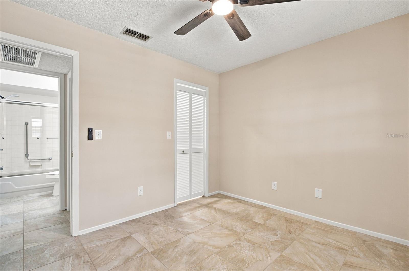 2460 NORTHSIDE DR #1202 — photo 6