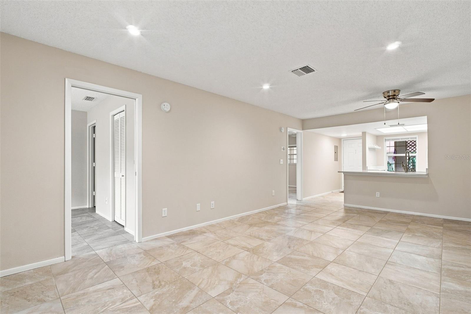 2460 NORTHSIDE DR #1202 — photo 3