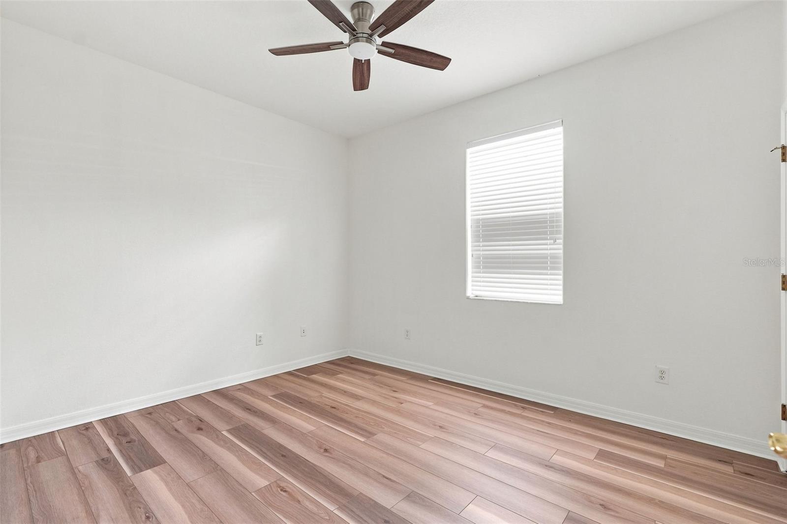 27417 SILVER THATCH DR — photo 38